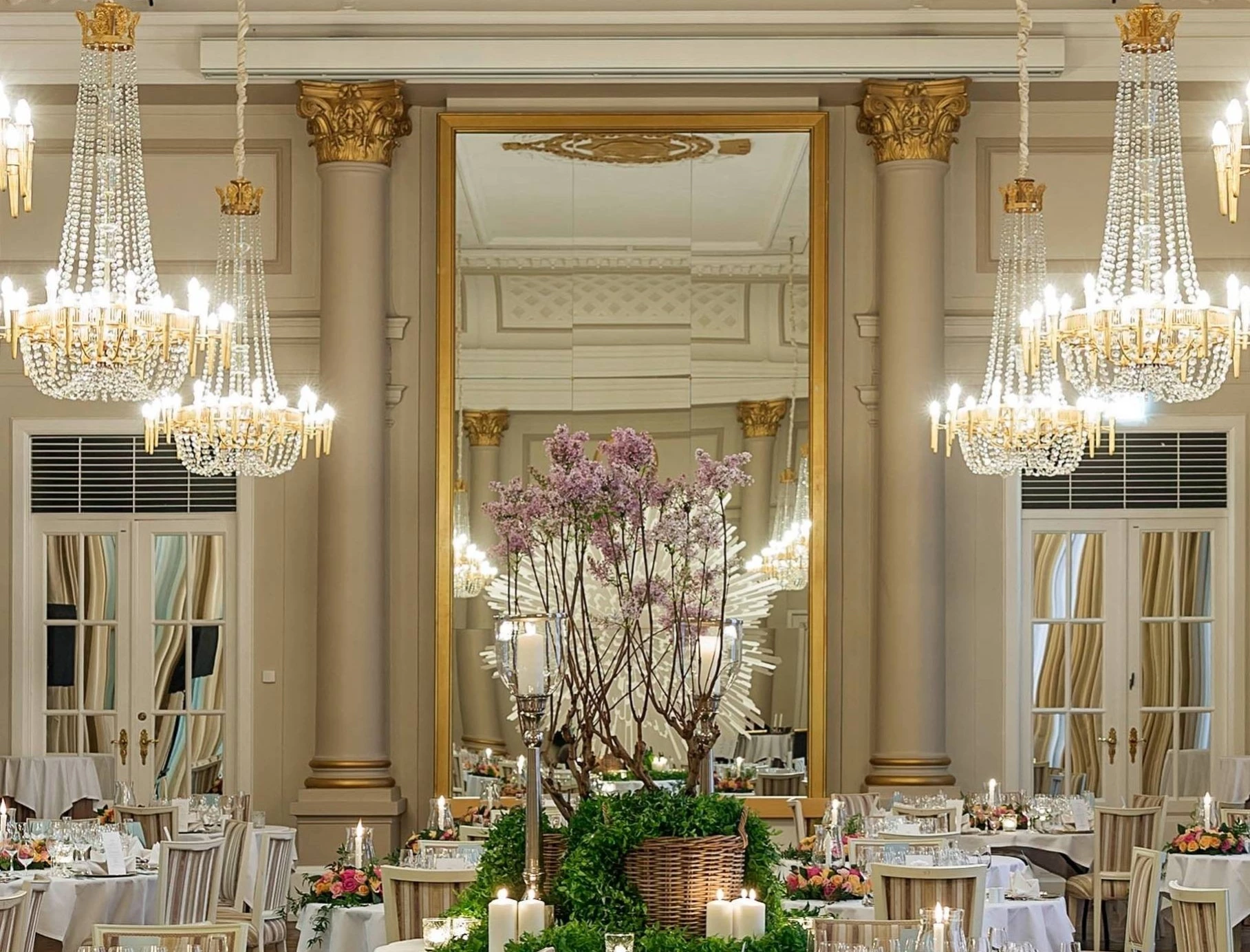 Hotel D´Angleterre åbner sine historiske sale Palmehaven og Louis XVI for lørdagsbrunch_1