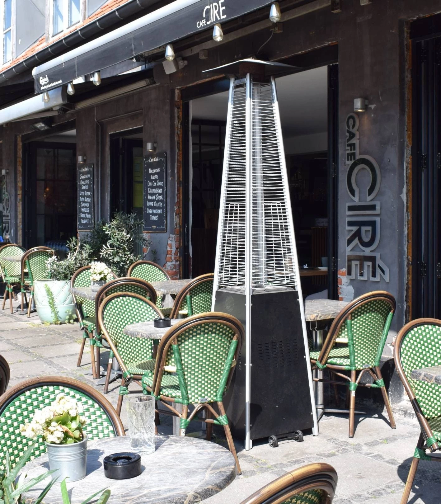 Cafe Ciré
